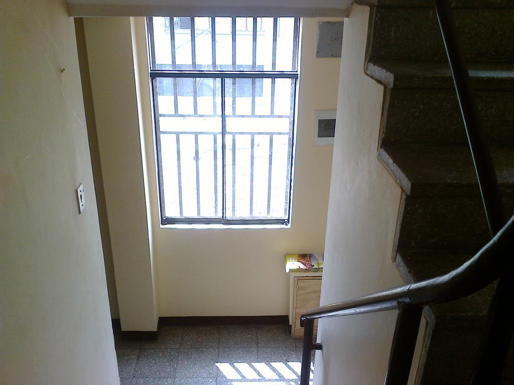 Strenua Santa Maria Suites Trujillo Esterno foto