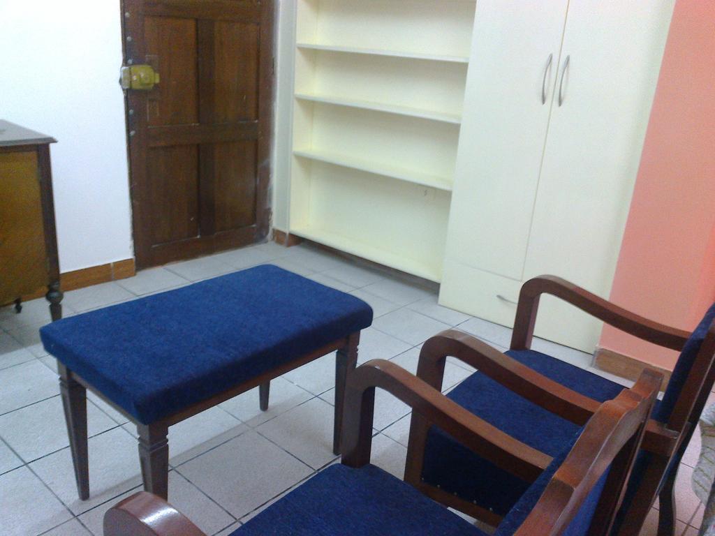 Strenua Santa Maria Suites Trujillo Esterno foto