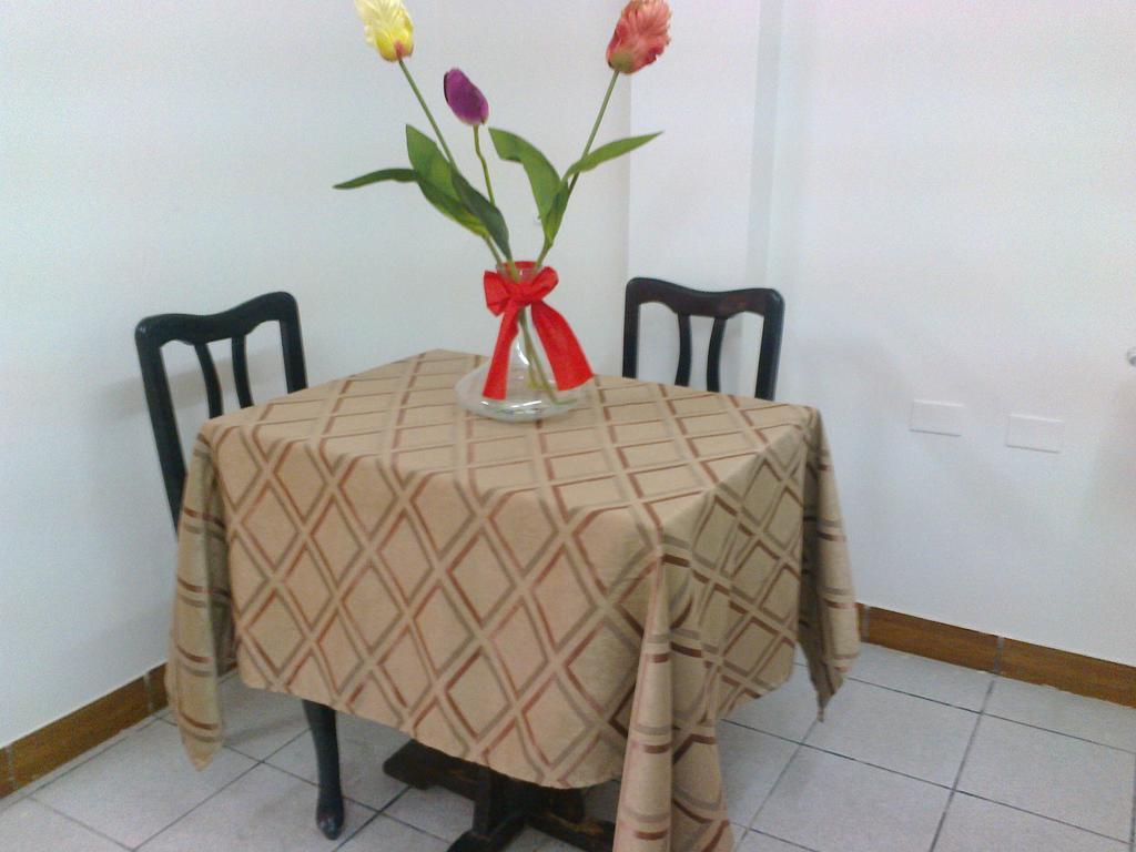 Strenua Santa Maria Suites Trujillo Esterno foto