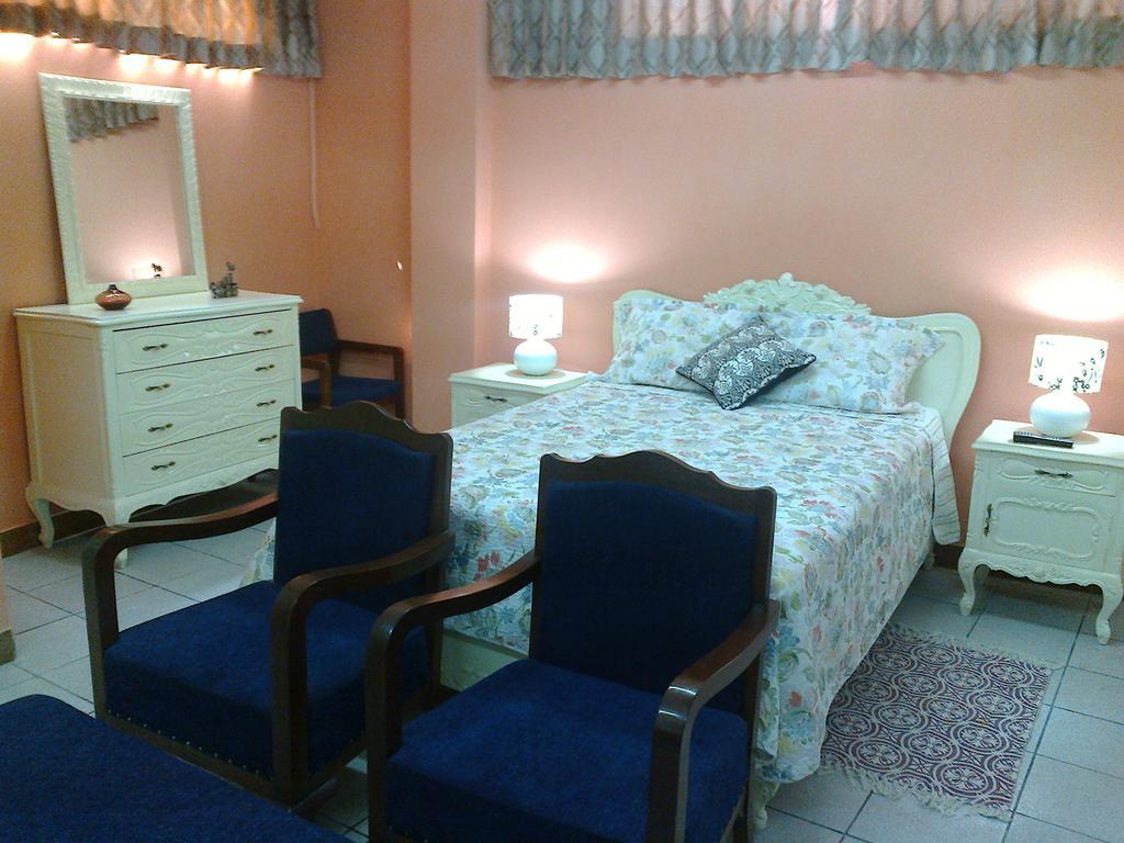 Strenua Santa Maria Suites Trujillo Esterno foto