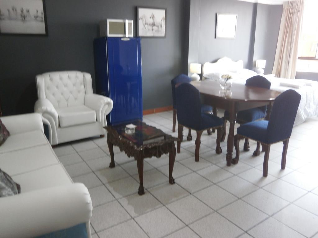 Strenua Santa Maria Suites Trujillo Esterno foto