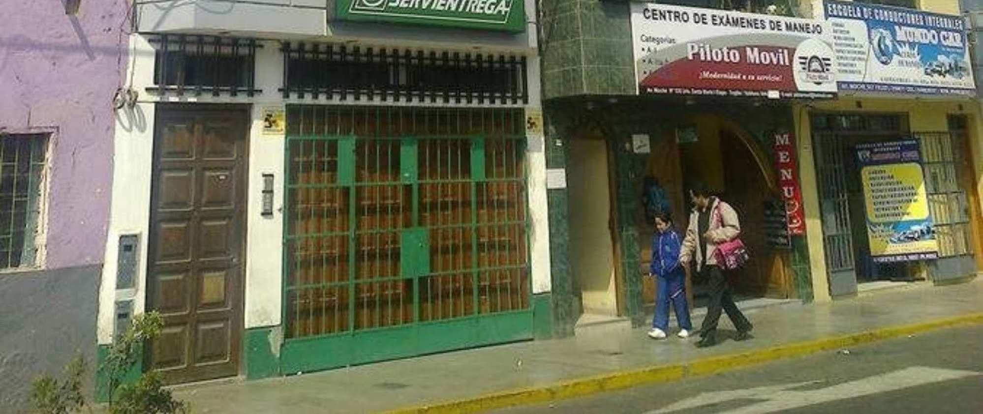 Strenua Santa Maria Suites Trujillo Esterno foto