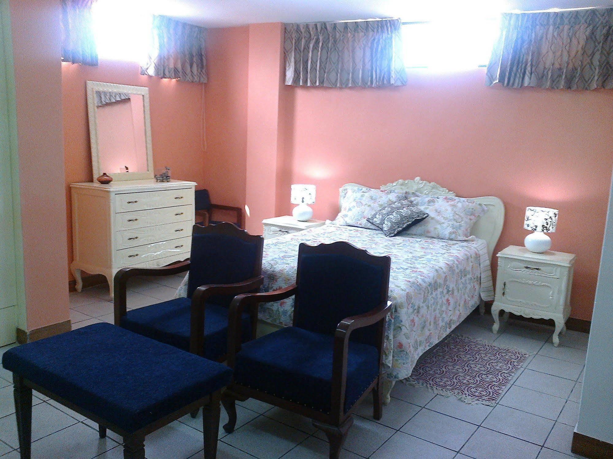 Strenua Santa Maria Suites Trujillo Esterno foto